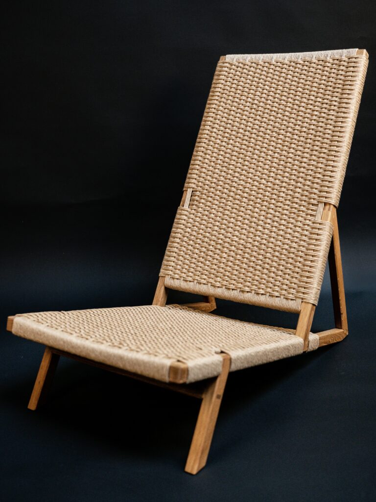 chaise longue